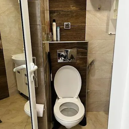 Classic Modern With Parking Place Apartamento *