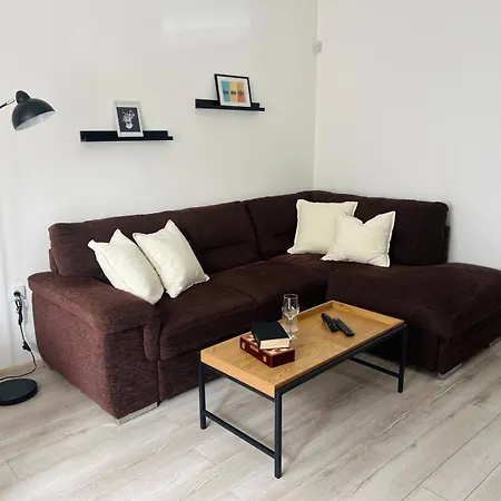 Classic Modern With Parking Place Lejlighed *