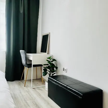 Classic Modern With Parking Place Lejlighed
