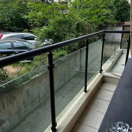 Classic Modern With Parking Place Apartament
