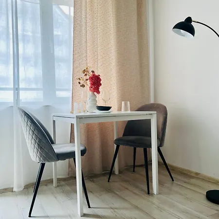 Apartament Classic Modern With Parking Place