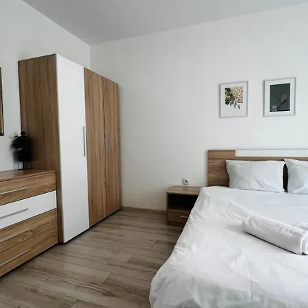 Lejlighed Classic Modern With Parking Place *