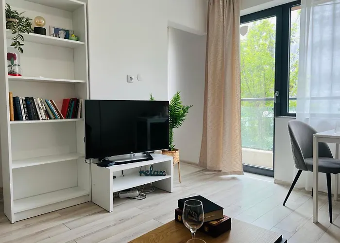 Classic Modern With Parking Place Sofía